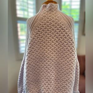 Anthropologie beautiful lavender Bia Mock Neck
Tunic Sweater ☃️❄️🍂🍁